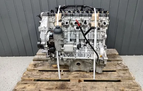 BMW 5 E60 E61 Engine 7792822 306D3 7781195