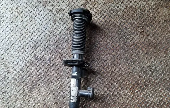Volkswagen Scirocco Front shock absorber/damper 1T0413031HC
