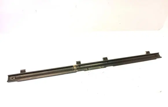 BMW 3 E30 Rear seat guide rail 1947600 52201947600
