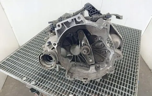 Skoda Fabia Mk2 (5J) Manual 5 speed gearbox JHN