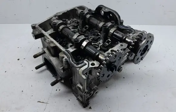 Subaru XV I Engine head RH105T20D