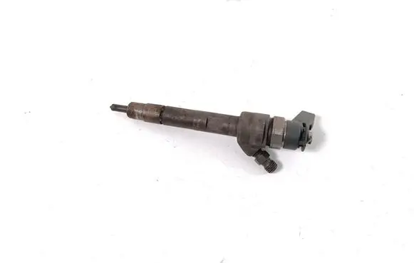 BMW 3 F30 F35 F31 Fuel injector 7798446