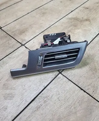 Mercedes-Benz E W212 Dashboard side air vent grill/cover trim A2124404050