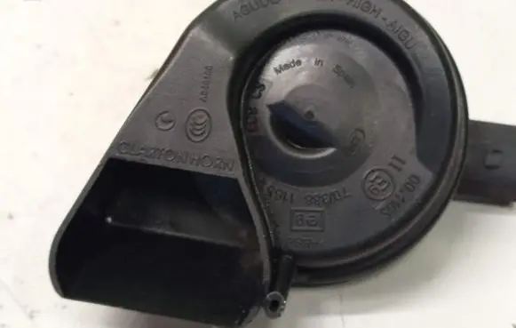 Audi A4 S4 B8 8K Horn signal 8T0951223