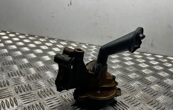 Skoda Octavia Mk2 (1Z) Oil pump 03F115105D 03F103669A 03F115251A