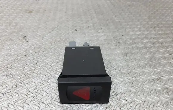 Volkswagen PASSAT B5.5 Hazard light switch 3B0953235D