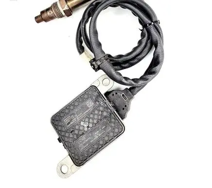 Volkswagen Golf VII Lambda probe sensor 04L907807A