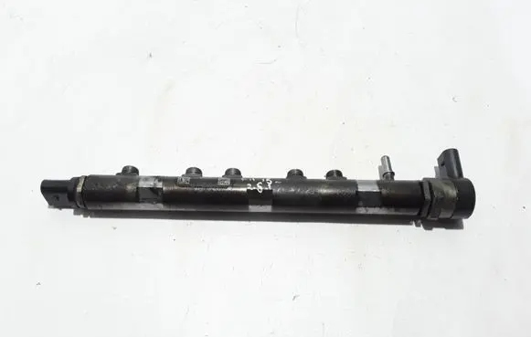 BMW 5 F10 F11 Fuel main line pipe 7800601