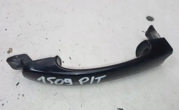 Volkswagen Touran I Rear door handle trim 7H0837209
