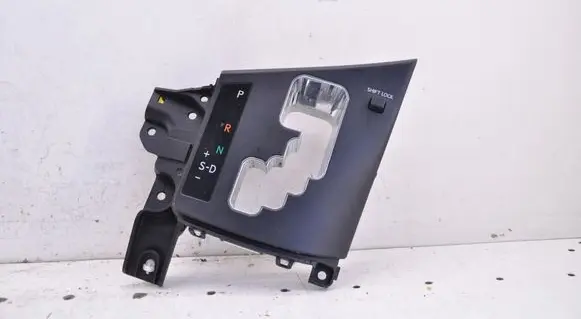 Lexus RX 450H Gear shifter surround trim plastic