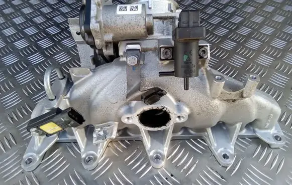 Renault Master III Intake manifold REN312392 161A00161R 223656551R