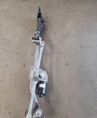 BMW 5 E60 E61 Front wiper linkage and motor 404822 6934279 4105F