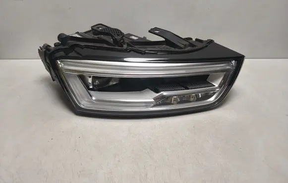 Audi Q3 8U Headlight/headlamp 8U0941774A