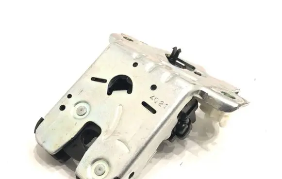 Skoda Octavia Mk4 Tailgate exterior lock 654827505