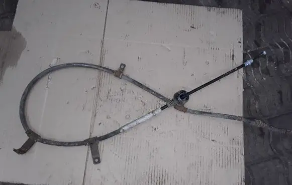 KIA Carens II Handbrake/parking brake wiring cable 100007012