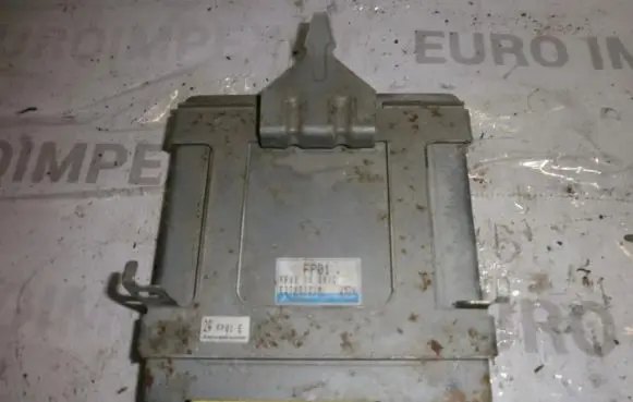 Mazda 626 Engine control unit/module FP0118881C E2T03771M