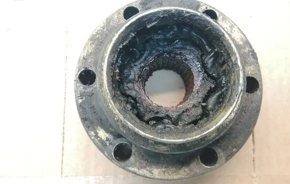 Volkswagen Transporter - Caravelle T4 Driveshaft inner CV joint 
