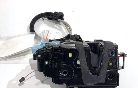 Volkswagen Phaeton Front door lock 3D1837015AP