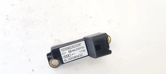 Audi A3 S3 8L Airbag deployment crash/impact sensor 8l0959643c 023090d3cgy6
