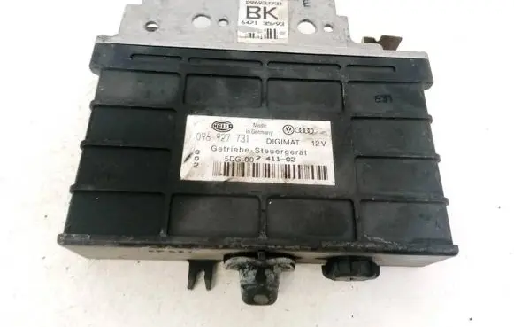 Volkswagen Golf III Gearbox control unit/module 096927731 5dg00741102