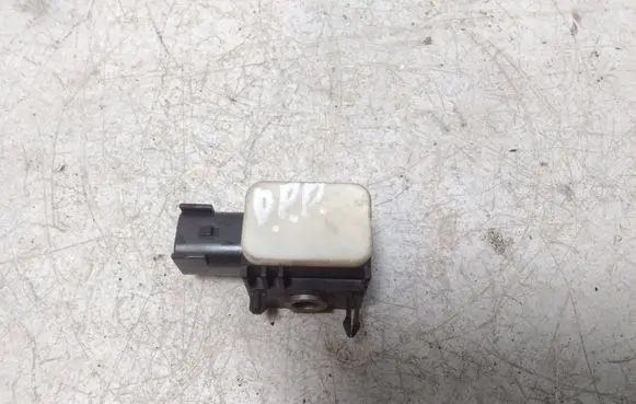 Hyundai Santa Fe Airbag deployment crash/impact sensor 959202B000 SA320080000