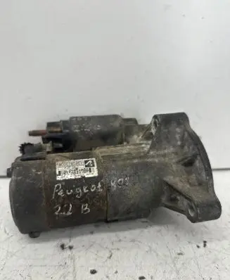 Peugeot 807 Starter motor M000T85381