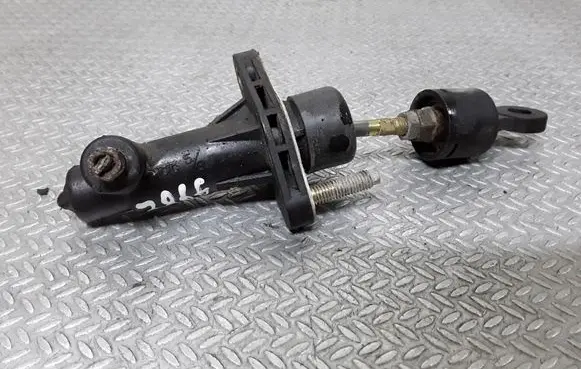 KIA Cerato Clutch master cylinder