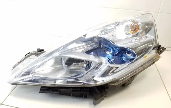 Nissan Leaf I (ZE0) Headlight/headlamp ICHIKOH1846