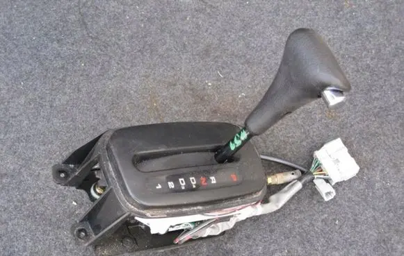 Gear shifter/selector