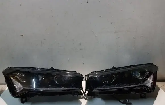 Skoda Enyaq iV Headlight/headlamp 5LB941016A 90147732 EXX1477322