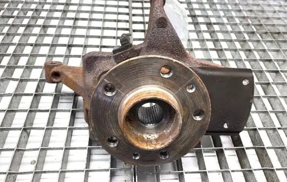 Renault Trafic III (X82) Front wheel hub spindle knuckle 