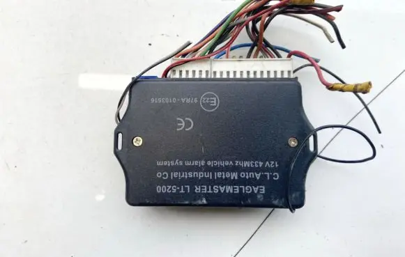 Audi A4 S4 B5 8D Alarm control unit/module E2297RA0103516 E2297RA-0103516
