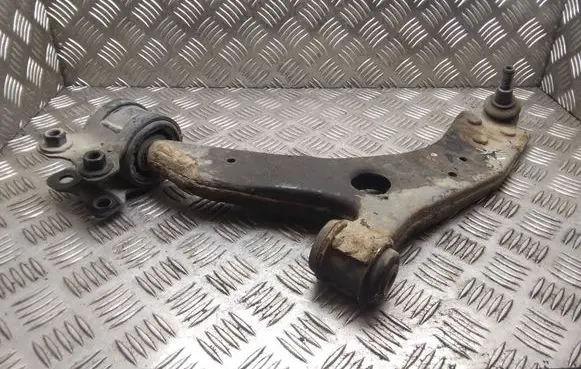 Volvo C30 Front lower control arm/wishbone
