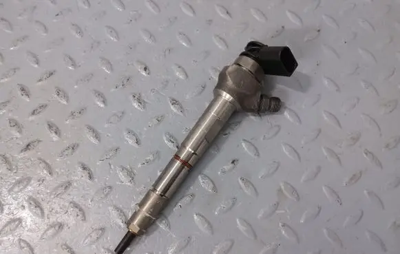 Skoda Karoq Fuel injector 05L130277E 0445110835
