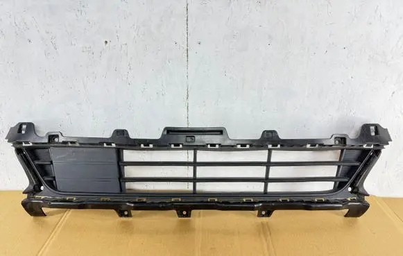 KIA Sportage Front bumper lower grill 86531CJ010