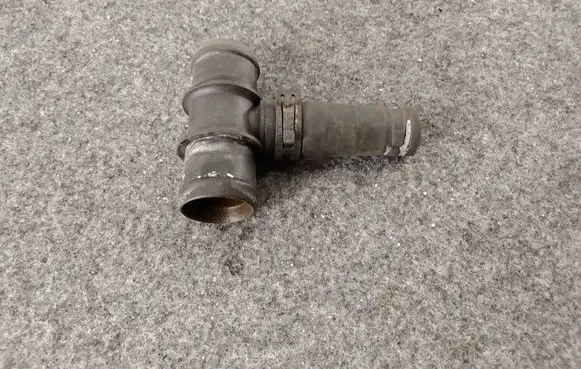 Jaguar XF X250 Engine coolant pipe/hose 80000163