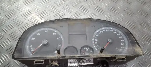 Volkswagen Caddy Speedometer (instrument cluster) 2k0920841b