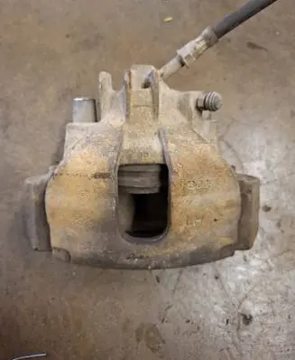 Volvo V70 Front brake caliper 9209722 9209723