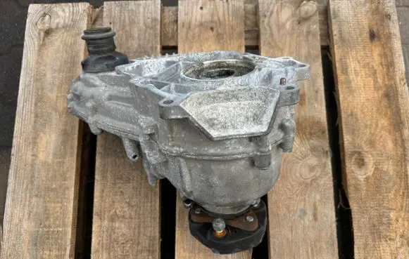 BMW X3 F25 Gearbox transfer box case 