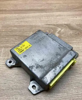 Mazda Premacy Airbag control unit/module C1Y657K30 4A29E