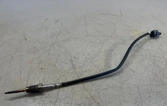 BMW 3 F30 F35 F31 Exhaust gas temperature sensor 8509963 2556002781