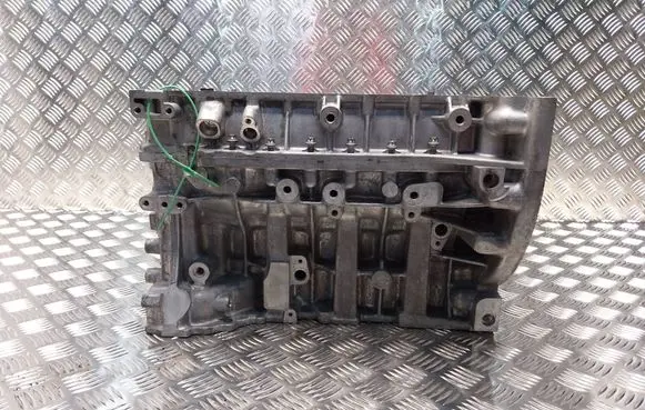 BMW 3 F30 F35 F31 Engine block N20B20B 7629928