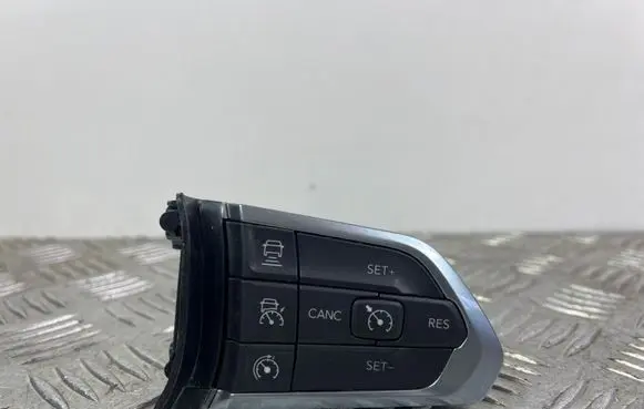 Jeep Compass Steering wheel buttons/switches 2555632AA