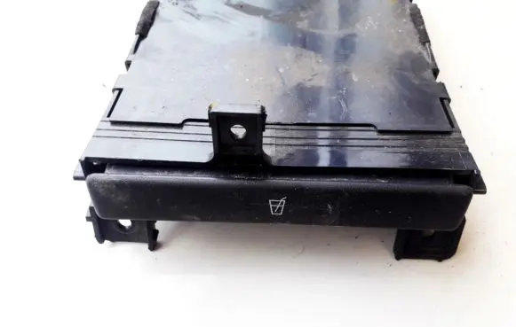 Nissan Almera N16 Cup holder 68430BM400 377Z-O