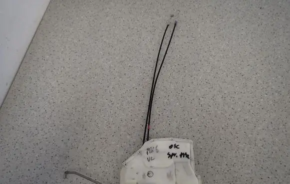 Suzuki Swift Cultus Rear door lock 