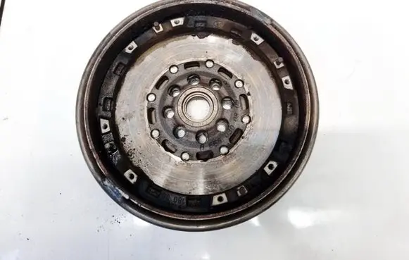 Mercedes-Benz A W168 Flywheel A6680900805