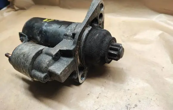 Volkswagen Transporter - Caravelle T5 Starter motor 0001123012