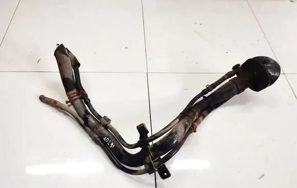 KIA Ceed Fuel tank filler neck pipe 