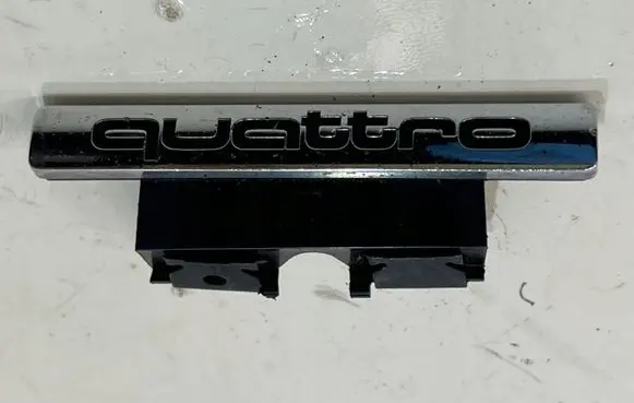 Audi A8 S8 D4 4H Front bumper upper radiator grill 4H0853736 | 888.119.484