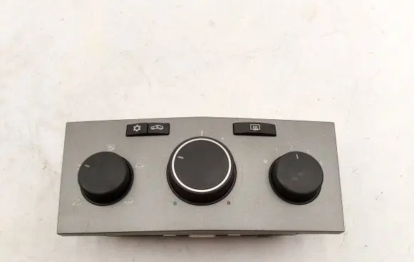 Opel Astra H Climate control unit 13201300